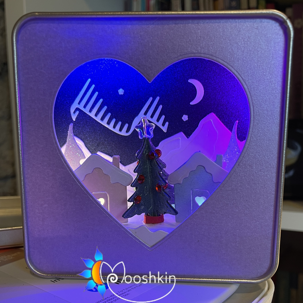 Lantin by Mooshkin: Tinter Wonderland 3 - O Christmas Tree - light-up Christmas scene cut from card, presented in a small tin.