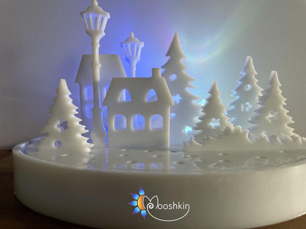 Handmade resin winter village - Image 4