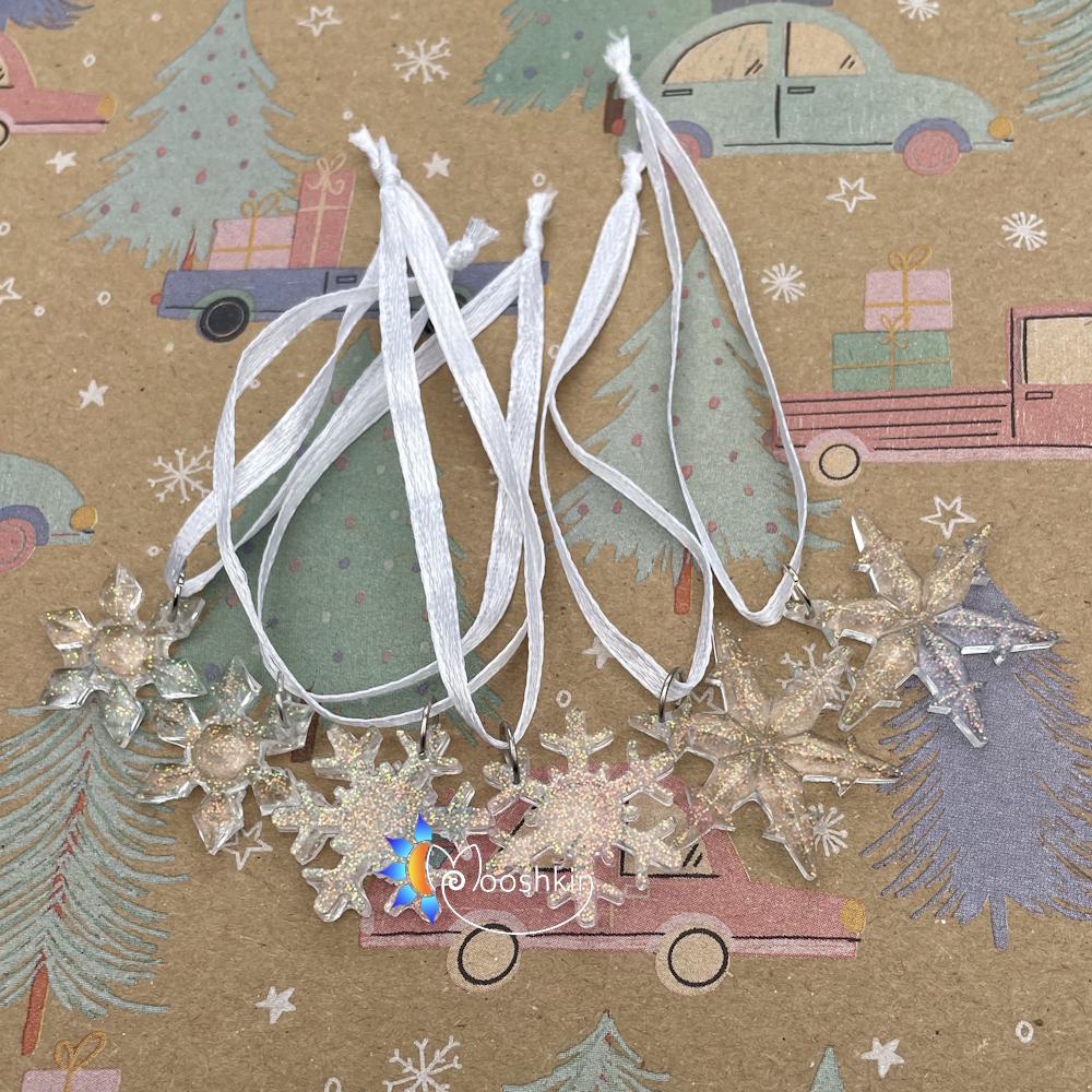 'Lucky bag' of handmade Christmas decorations - Image 23